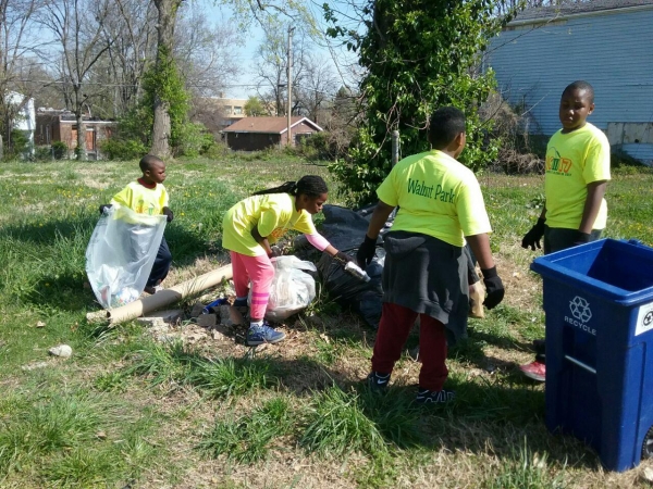 Jubilee World HQ Hosts Community Cleaning Event